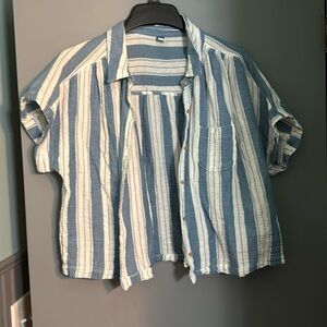 Old Navy button down shirt size large. Blue and white striped.